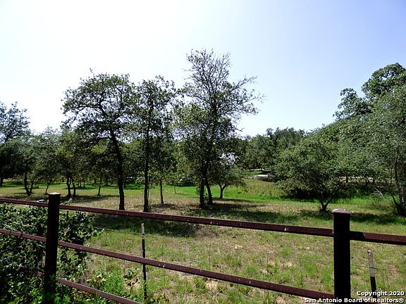 2nd image of 101 Chuckwagon Dr