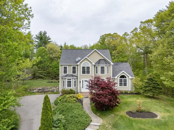 212 Oak Hill Road, Barrington, NH 03825