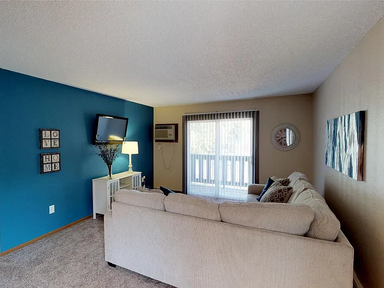Forest Park Apartments — Photo 11
