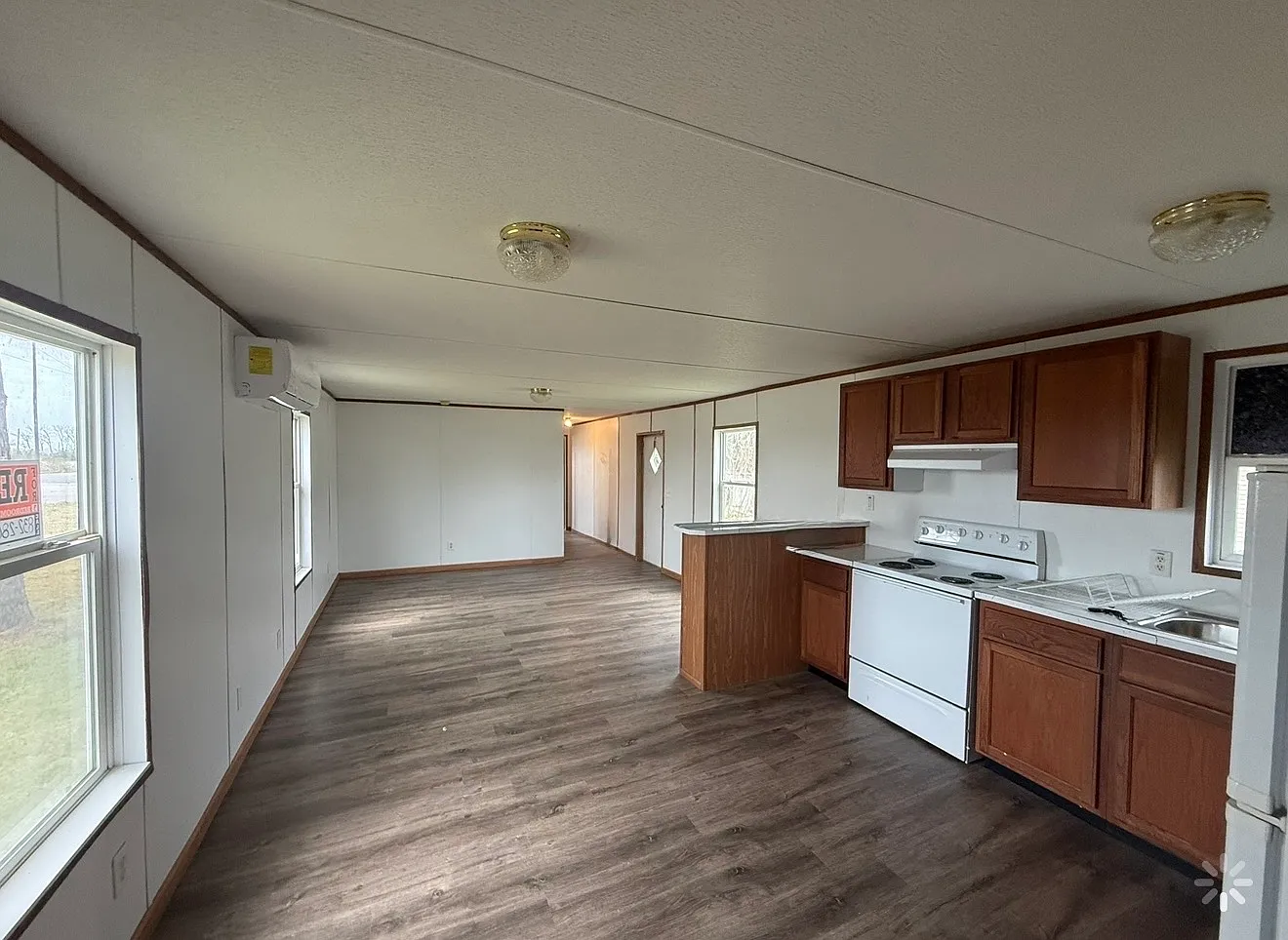 3 bed, 1064 sqft, $1,150 — Photo 2