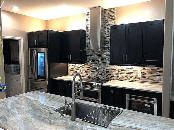Newly updated kitchen 