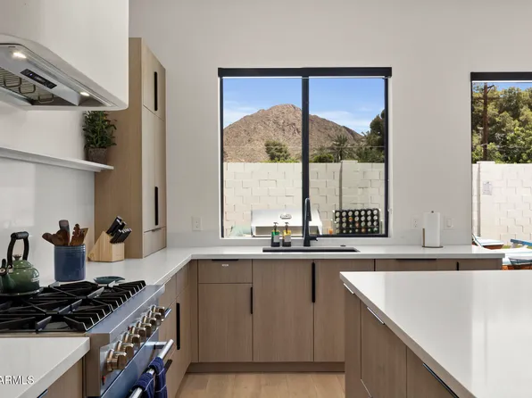 4546 E CAMPBELL Avenue, Phoenix, AZ 85018