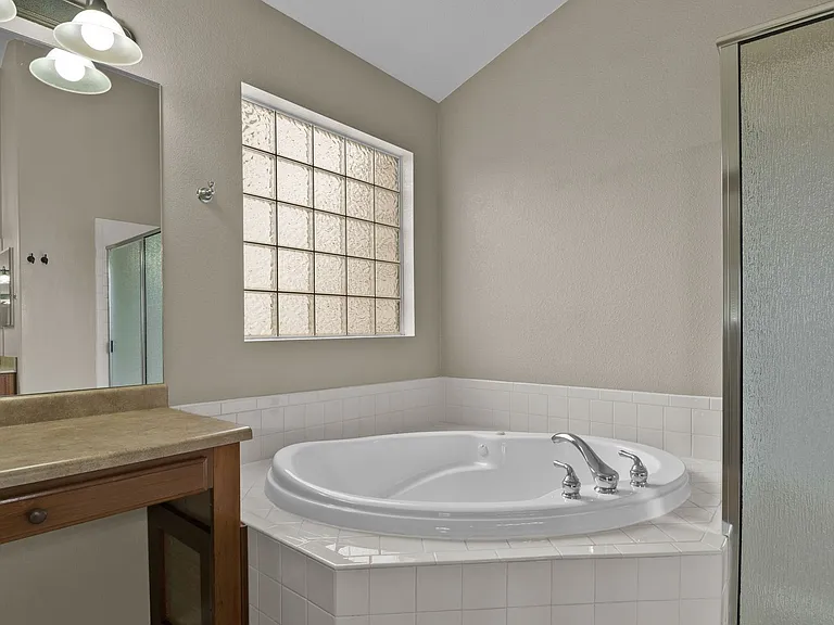 705 Witchhazel Ct — Photo 34