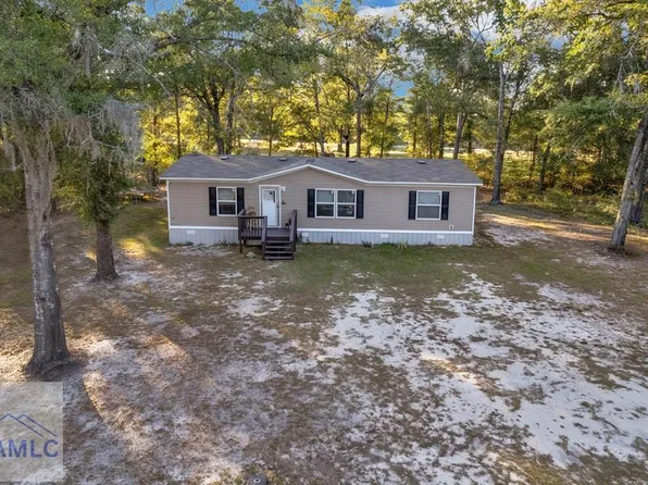 106 Rodman Rd, Jesup, GA 31545