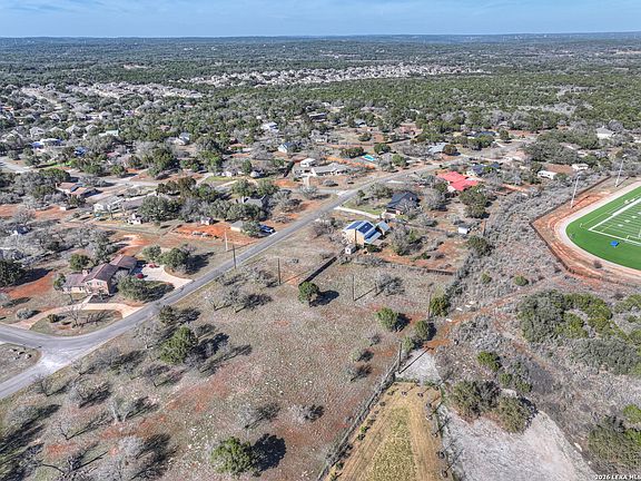 2nd image of 314 Windsor LOT 9 &10