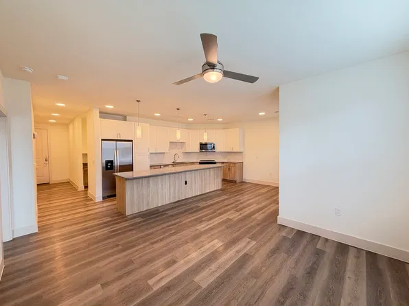 (undisclosed Address), Austin, TX 78725
