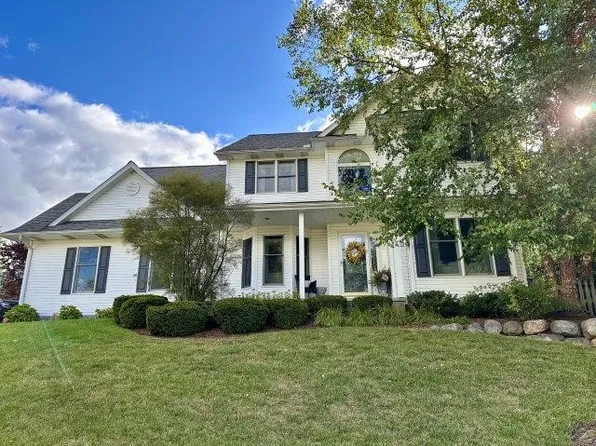 3620 Anne Marie Dr, Erie, PA 16506