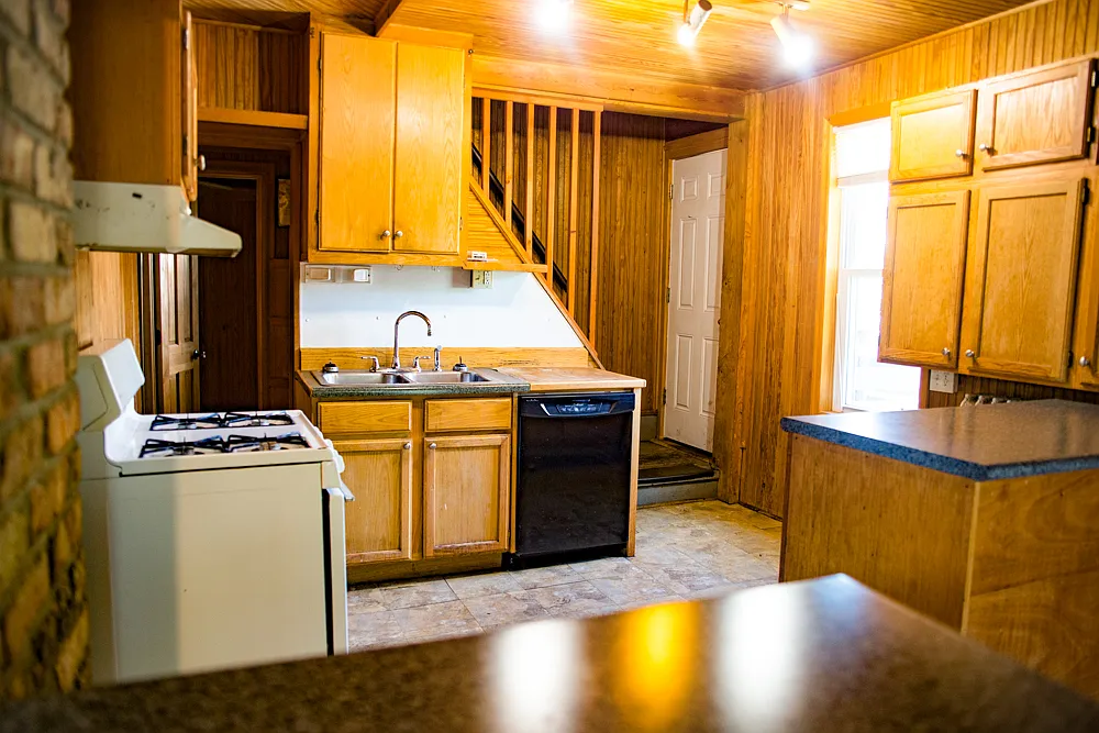 5 bed, $2,500 — Photo 4