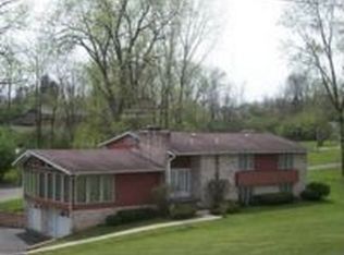 2737 Woodthrush Rd, Springfield, OH 45502