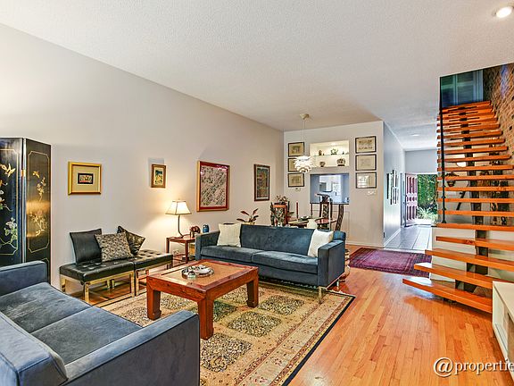 Living Room/Dining Room