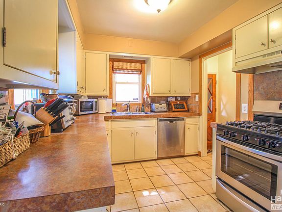 4th image of 203 River Hills Dr