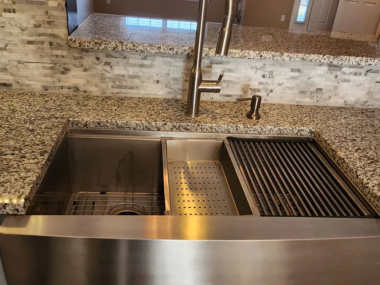 124 Nob Hill Rd — Photo 8