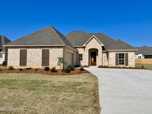 921 Glenwild Cir, Canton, MS 39046