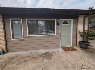 6040 Hermitage Dr, Pensacola, FL 32504