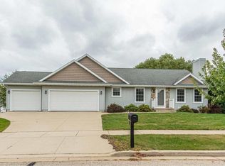 320 N 11th Ave, Monroe, WI 53566