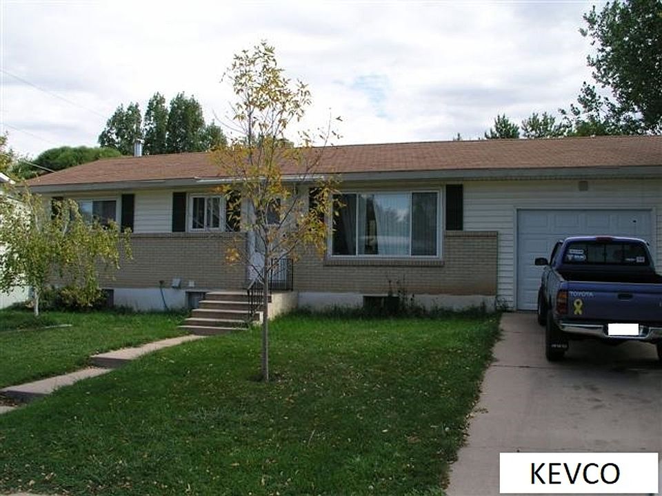 1st image of 1200 Hillcrest Dr