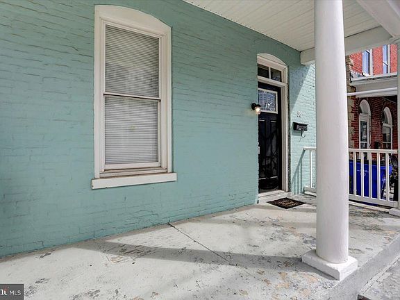 5th image of 56 Wayside Ave