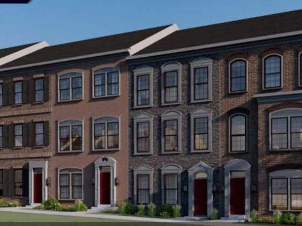 12578 Ovation Dr, Fairfax, VA 22033