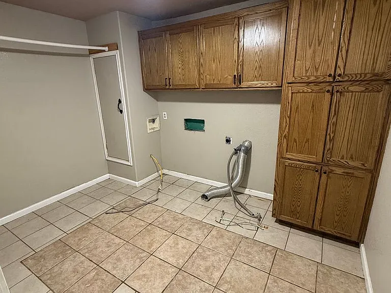 3628 Carpenter Rd — Photo 5