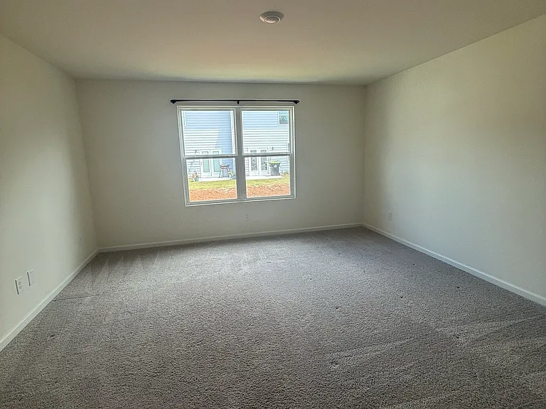 109 Feeney Ln — Photo 13