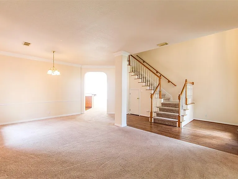 5921 Back Bay Ln — Photo 4