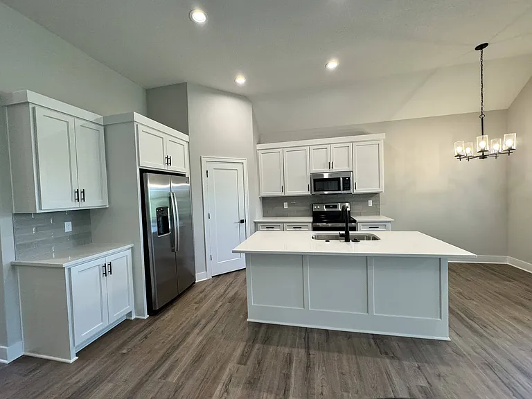 1441 SW Winthrop Ter — Photo 14