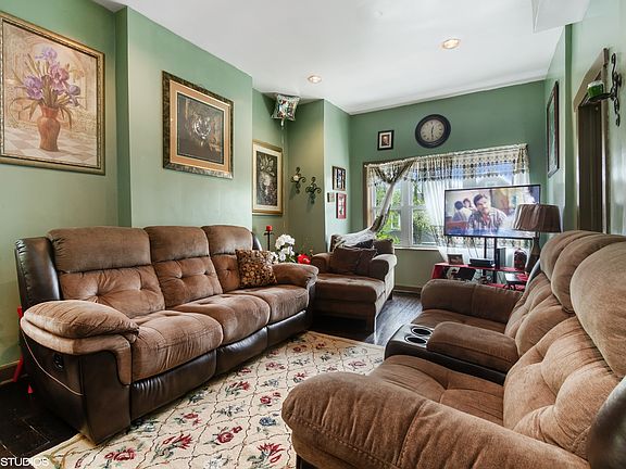 2nd image of 3511 W McLean Ave