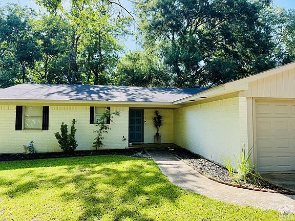 5th image of 104 S Park Dr