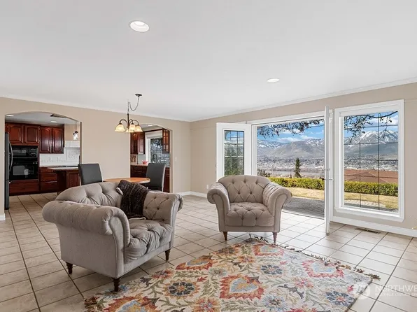 431 NE 23rd Street, East Wenatchee, WA 98802