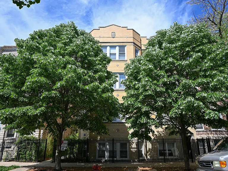 1430 N Maplewood Ave #102 — Photo 25