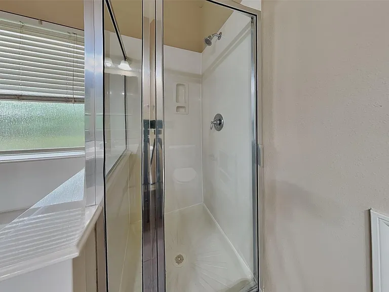 1411 Cameron Park Ln — Photo 13