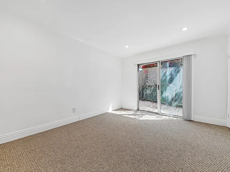11688 Bellagio RD — Photo 20