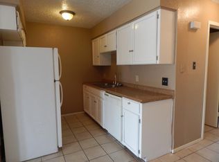 945 Quetzal St APT 3, Corpus Christi, TX 78418