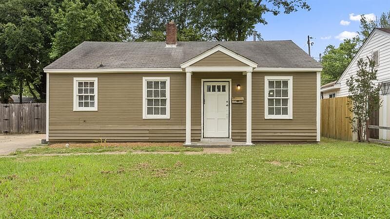 1st image of 1037 Chatwood St