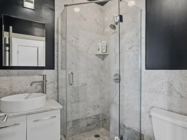 35 Underhill Avenue image 10 of 10