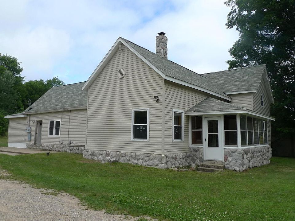 1st image of 21091 Northland Dr