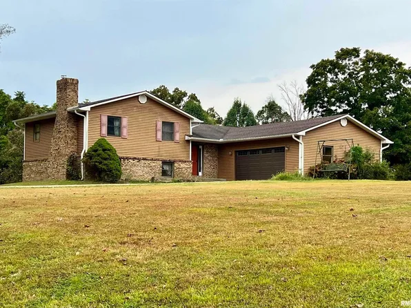 714 Raccoon Valley Rd, Makanda, IL 62958