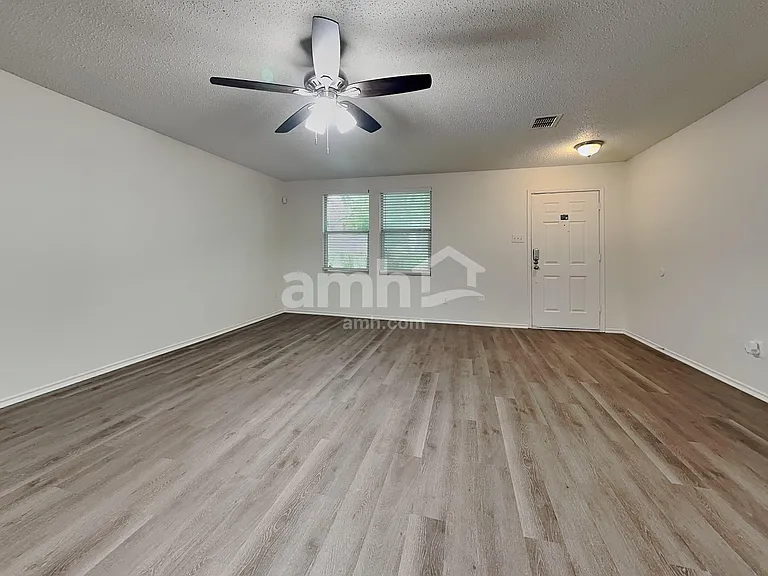 618 Ragwood Rd — Photo 7