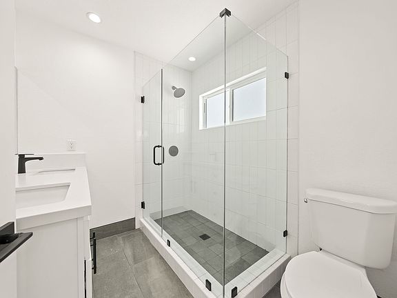 3rd image of 4832 Downey Ave #4834-01