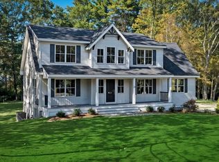 8 Mansion Dr, Topsfield, MA 01983