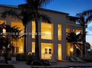 5300 NW 87th Ave #1002, Doral, FL 33178