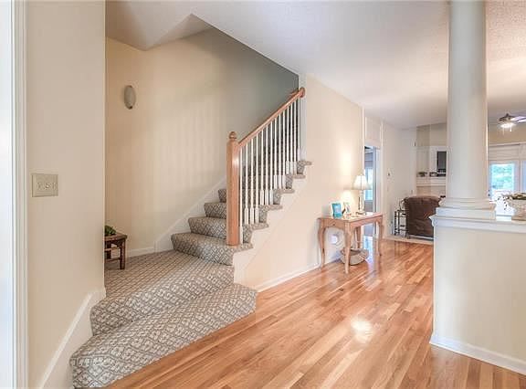 4th image of 6428 W 144th St