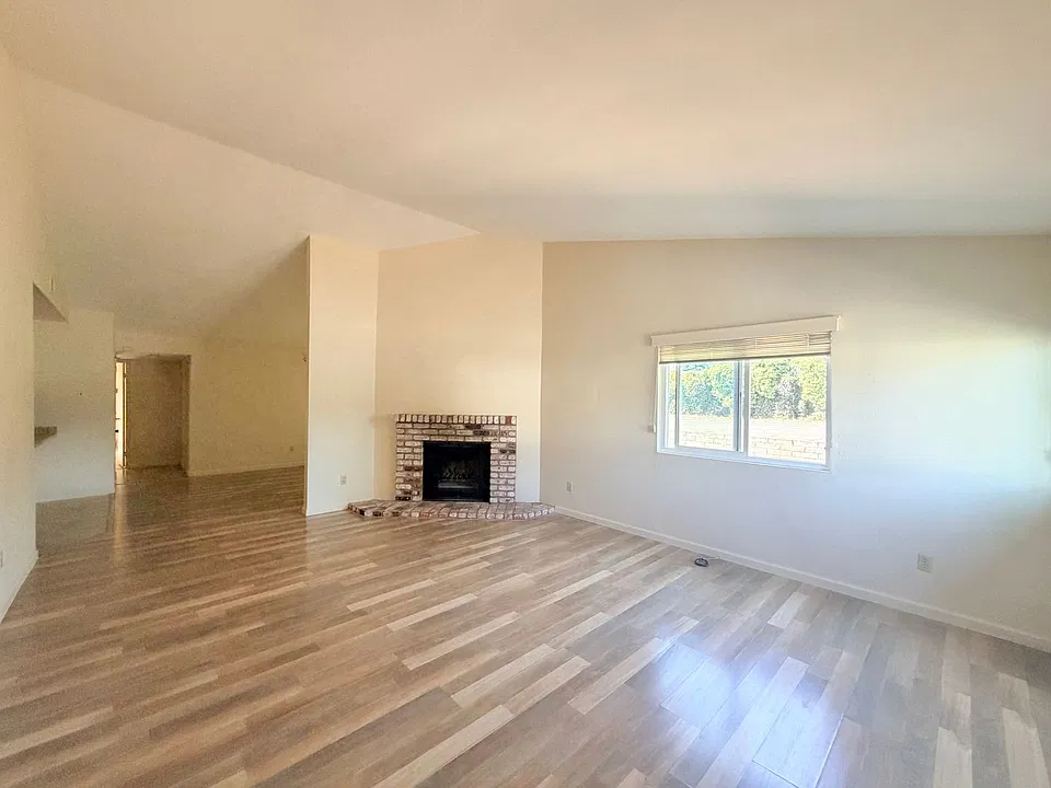 100 Bond Ave