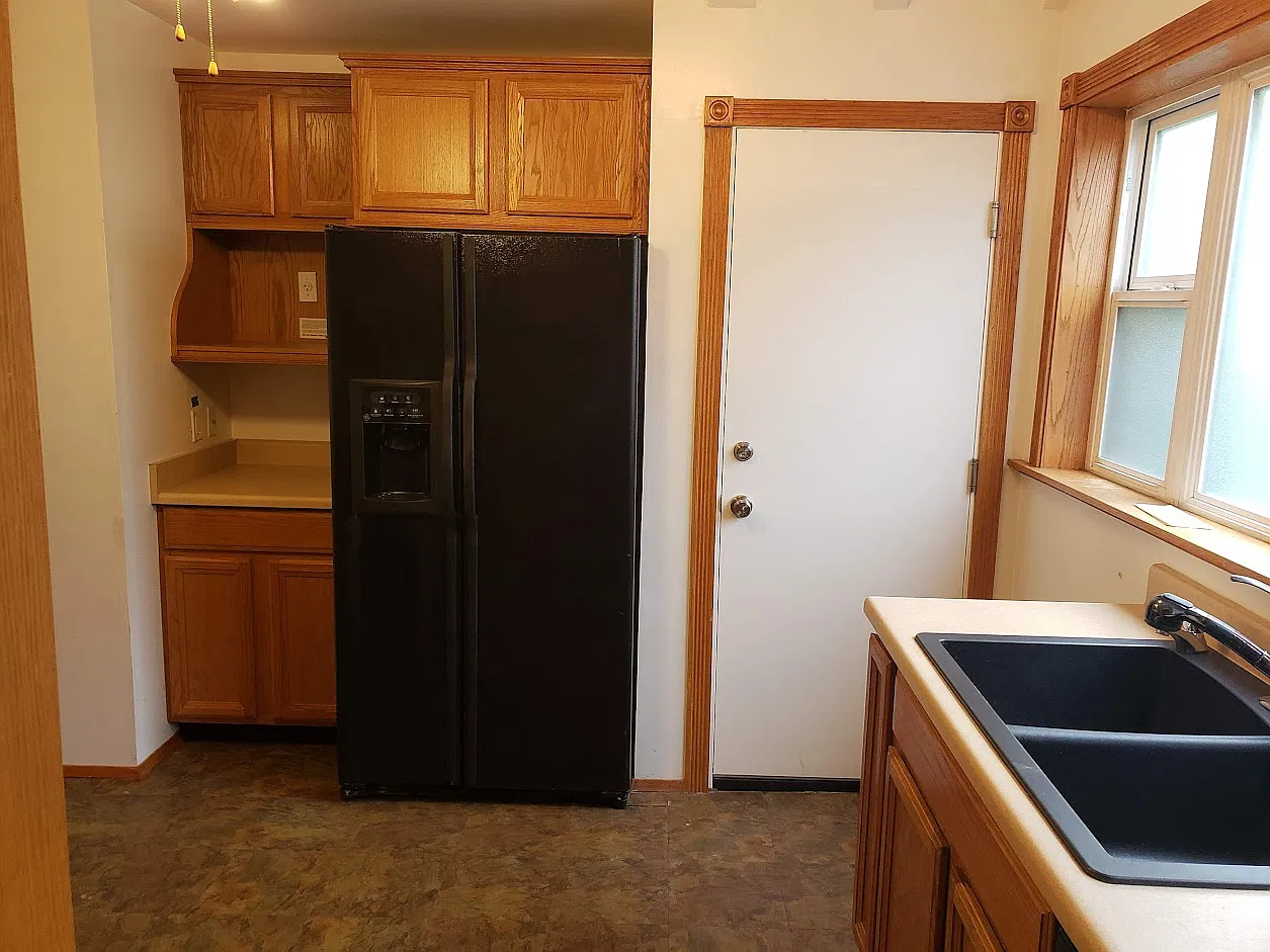 3 bed, 1643 sqft, $3,600 — Photo 4