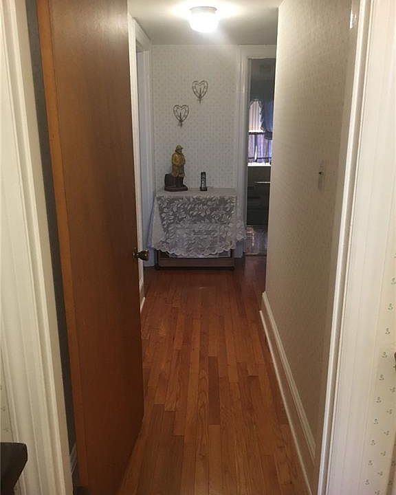 1st image of 29 Lanesborough St