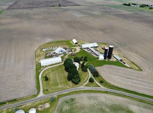 1772 Pigeon Creek Rd, Varna, IL 61375