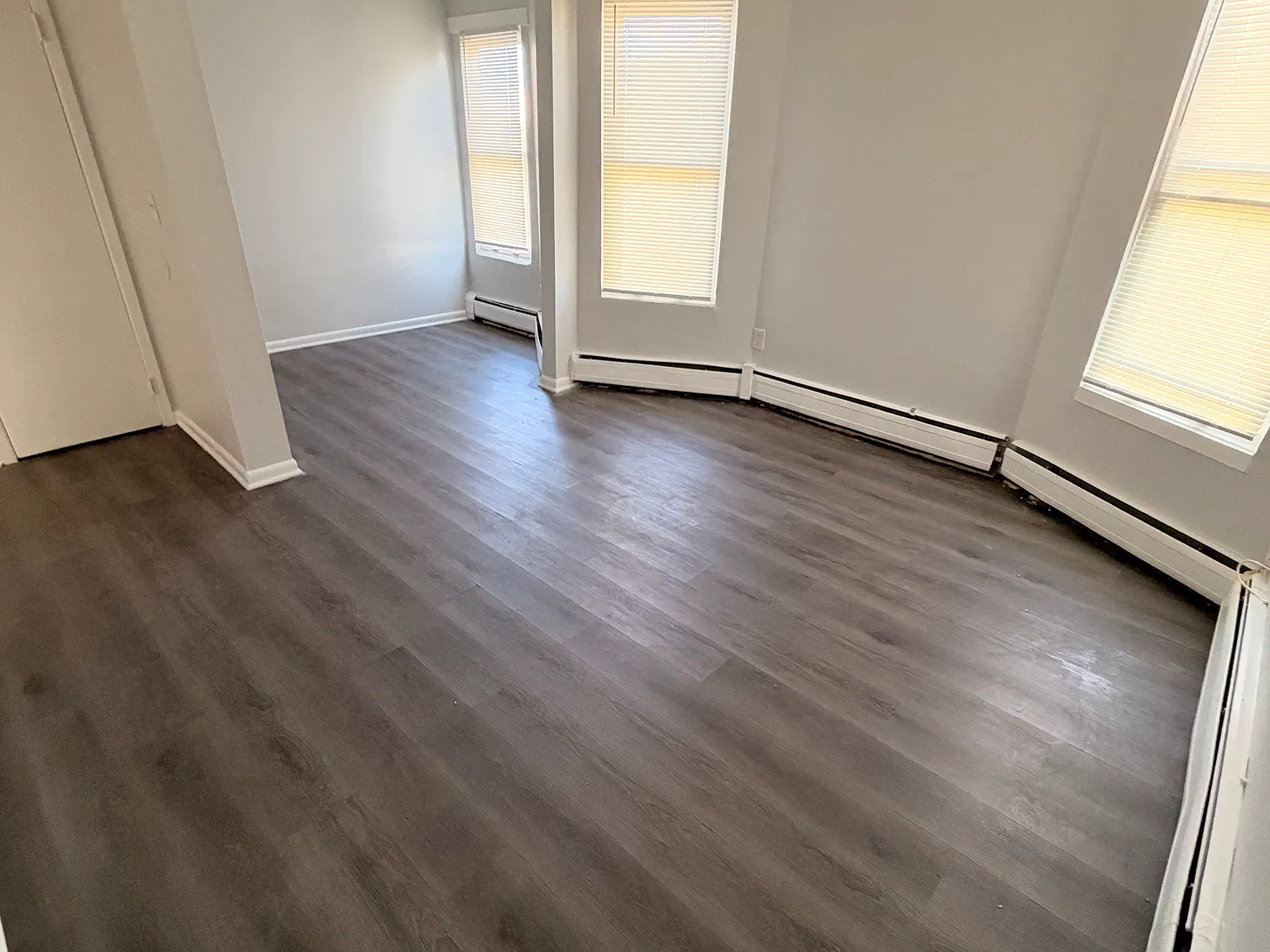 2 bed, 800 sqft, $1,750 — Photo 2