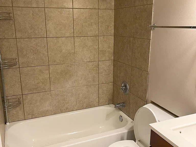 4 Squire Ct — Photo 6