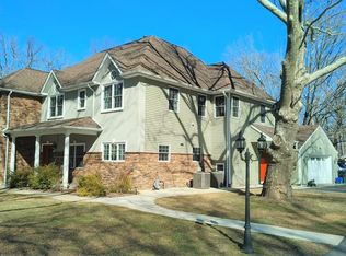 45 Davidson Mill Rd, North Brunswick, NJ 08902