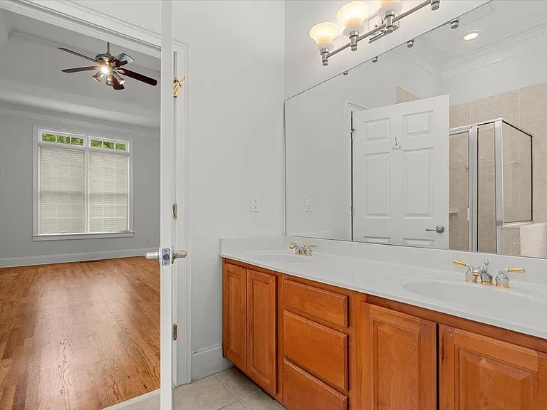 875 Wescott Ln — Photo 36